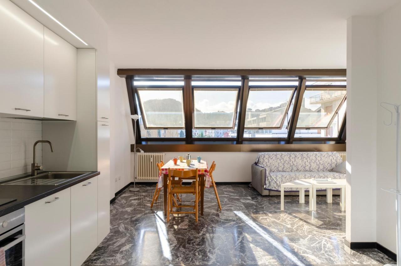 Joivy Spacious Apt For 6, Near Train Station And Beach Sestri Levante Exterior foto